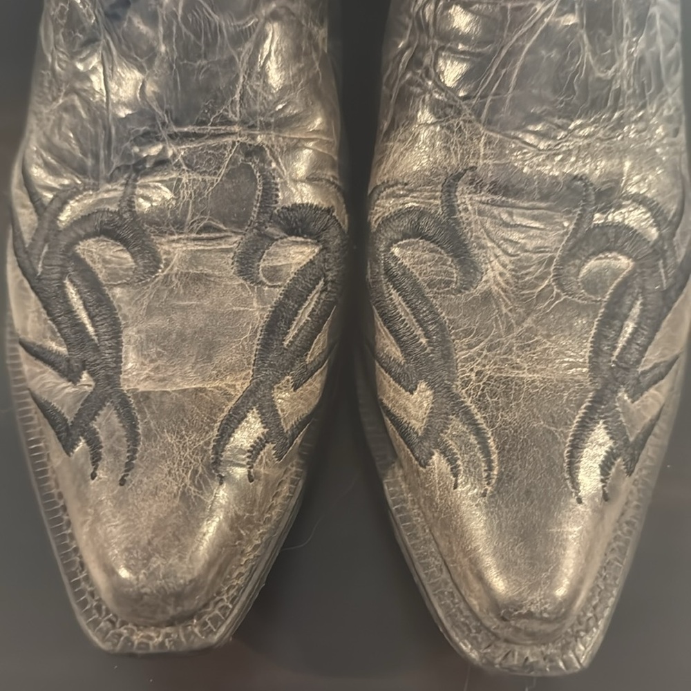 Justin cowboy boots - Picture 3 of 13